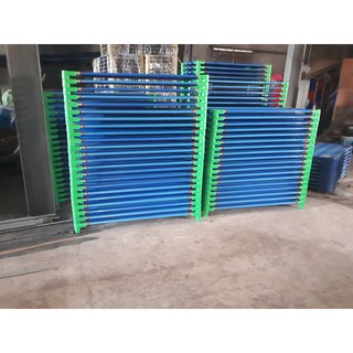 Giường lưới chân tròn