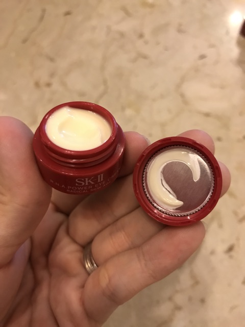 (Mẫu mới)Kem dưỡng mắt chống lão hoá Skii Skinpower mini 2,5g | BigBuy360 - bigbuy360.vn