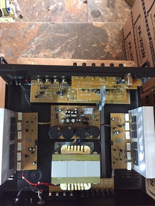 AmpLy 203N 12 sò AC ( Tosiba ) loại 1 ( 4 tụ to )