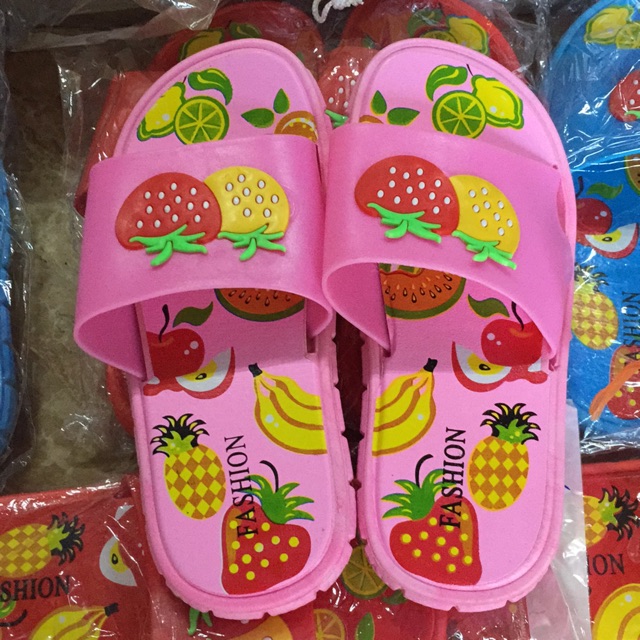 Dép hoa quả trẻ em