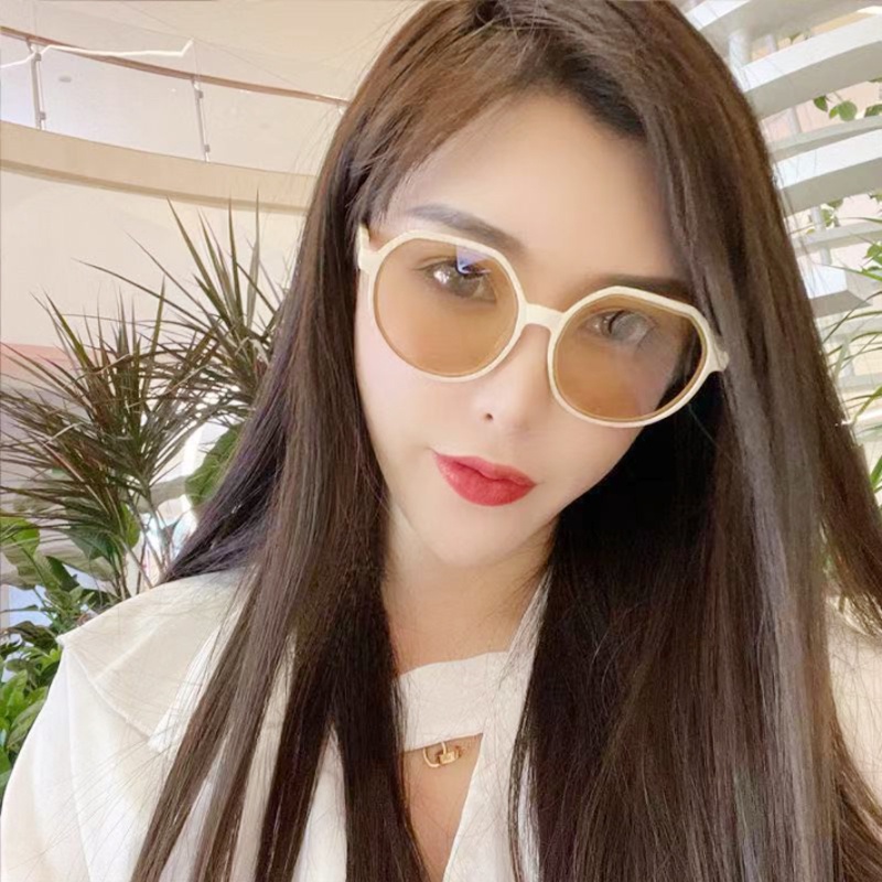 Kính mát thời trang Hàn Quốc cho nam và nữ