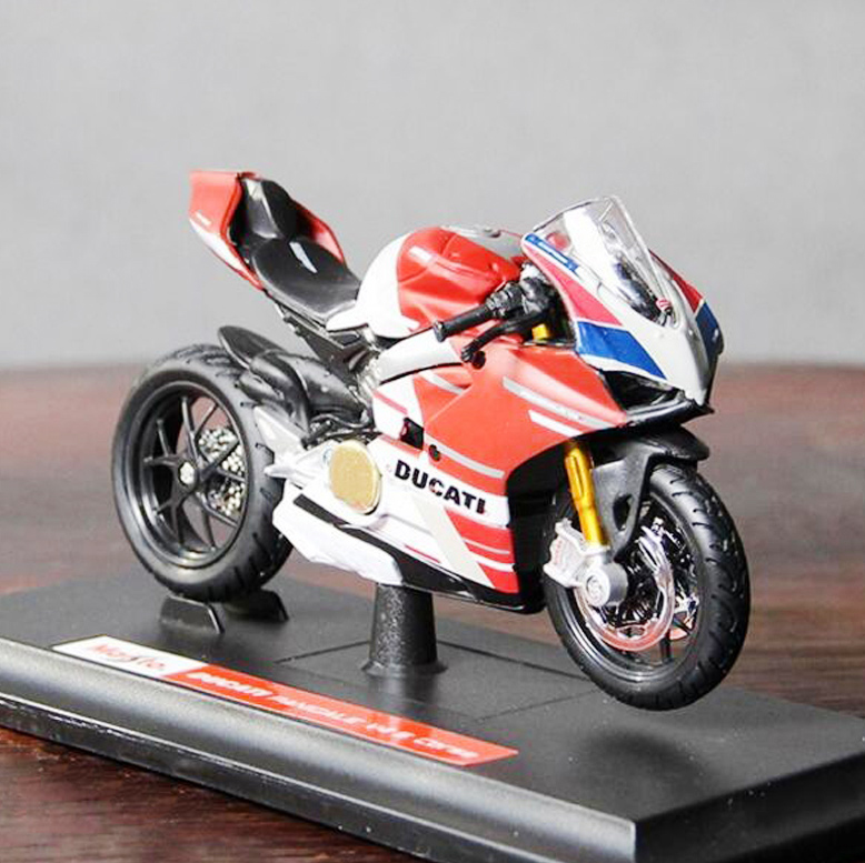 Mô hình xe ducati panigale v4 s chorse tỉ lệ 1 / 18 độc đáo