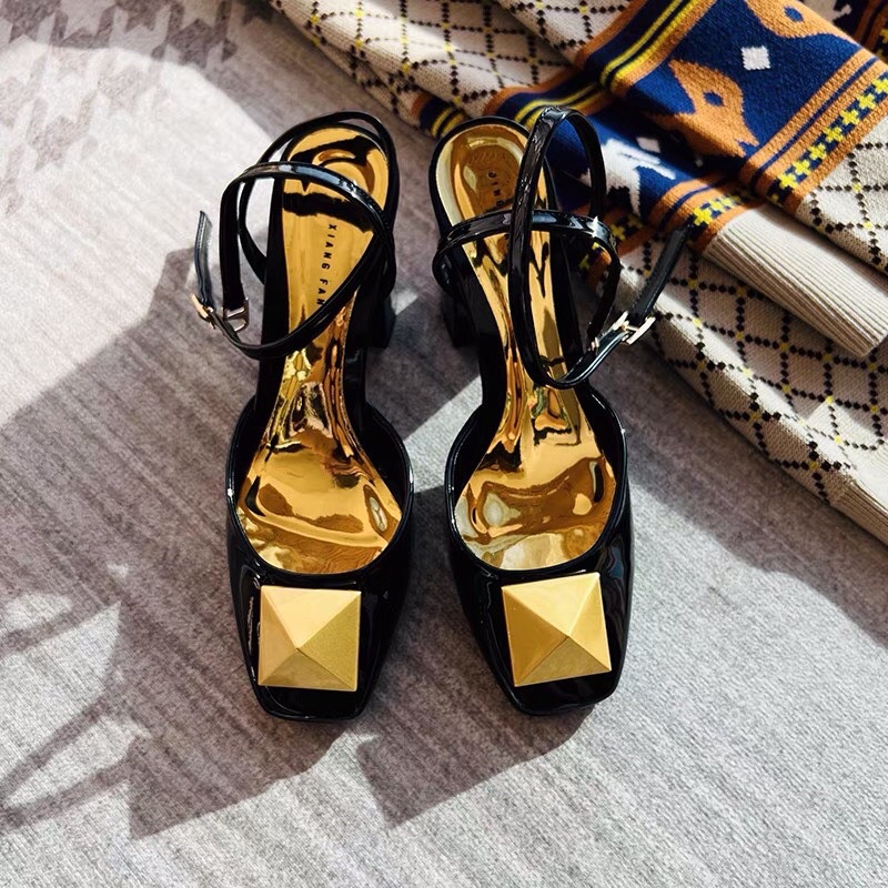 Sandal cao gót da bóng mũi kim loại quai cài qccc fullbox