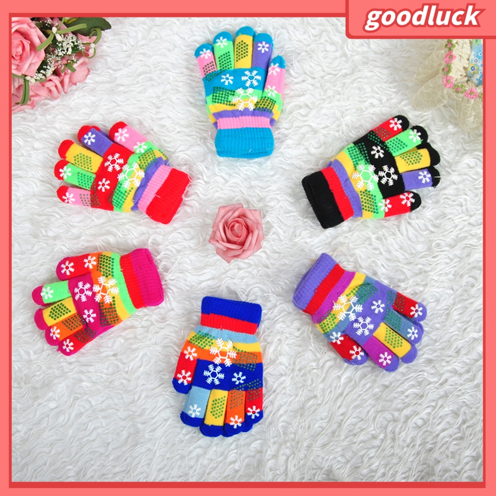 Găng Tay Hoạ Tiết Hoa Tuyết Cho Bé