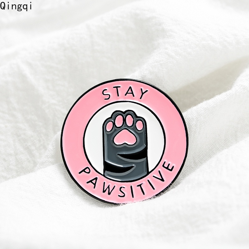 Huy hiệu cài áo Miss Zoe kim loại mặt tròn in họa tiết hoạt hình đáng yêu