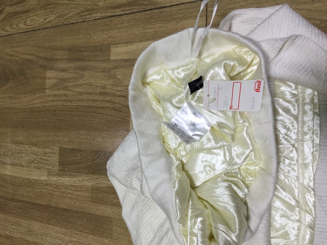 Thanh lý chân váy len