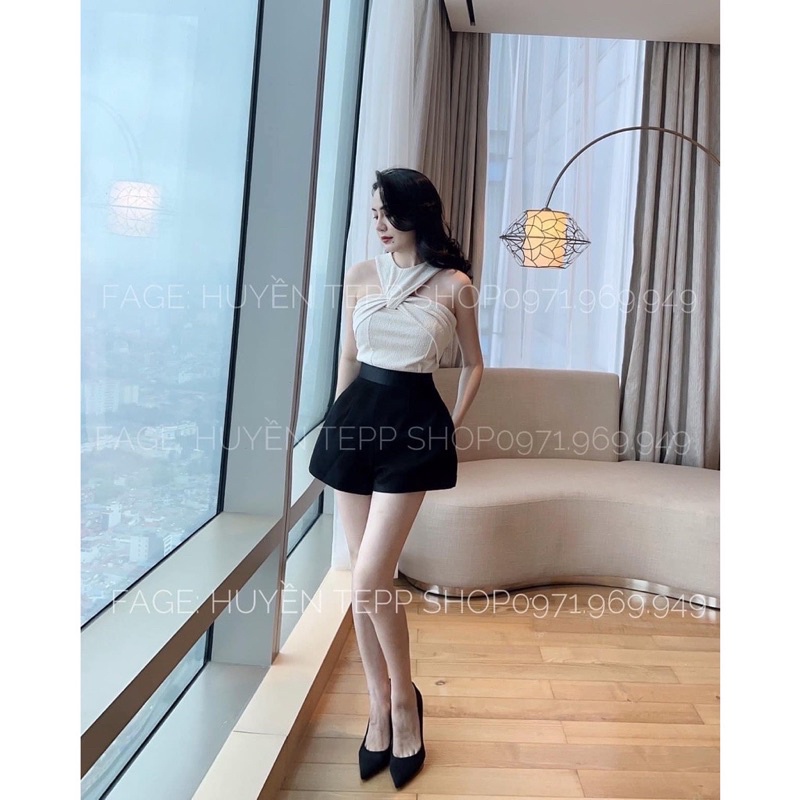 Áo xoắn ngực siêu hách dáng