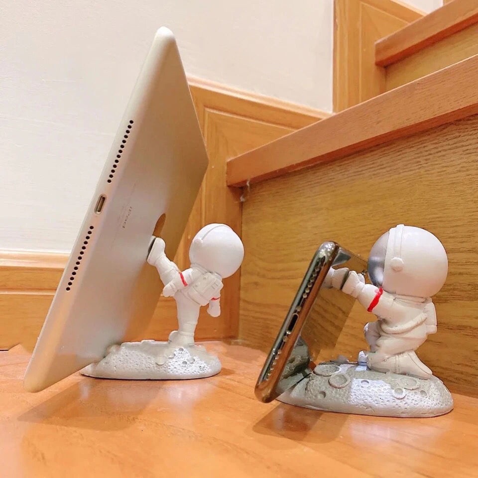 Giá Đỡ Điện Thoại Di Động Đa Năng Tượng Phi Hành Gia Sáng Tạo
