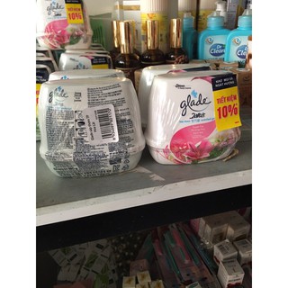 Sáp Thơm Glade Hương Hoa 180g