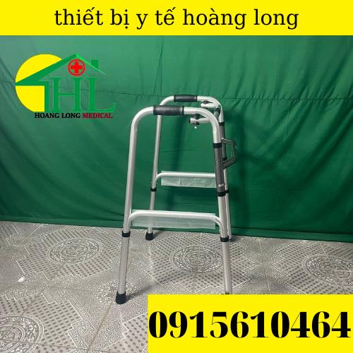 Khung Tập Đi Cho Người Già Hợp Kim Nhôm Có Bánh Xe Chống Trơn Trượt Lucass W-47