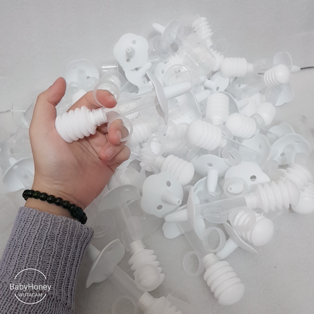 Dụng cụ bón thuốc, bón sữa chống sặc an toàn cho bé