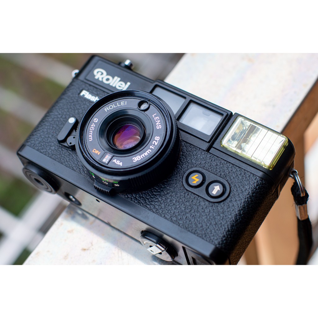 Máy ảnh film PNS Rollei Flash35 cực vintage