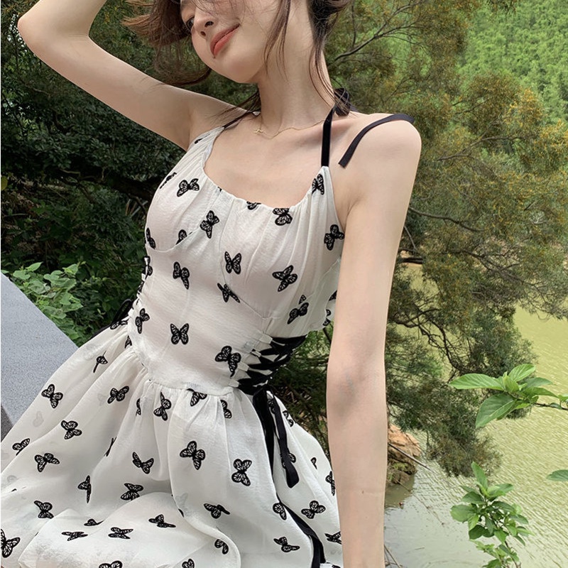 Váy Xòe Hai Dây Xinh Xắn Ngọt Ngào Thời Trang