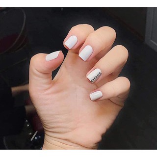 Sơn Gel Đen-Trắng BuBerry