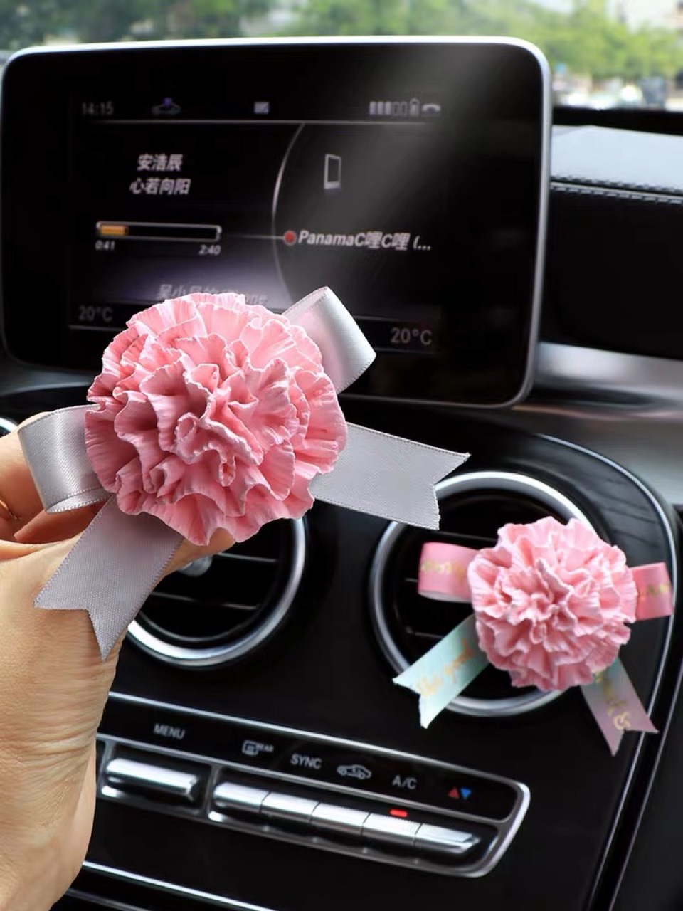 Car Temperament Interior Aromatherapy Perfume Clip Car Air Conditioning Tuyere Cute Bear Outlet Clamp Decoration