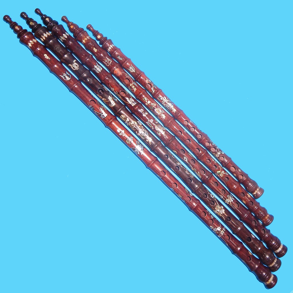 Sáo gỗ cẩm lai cẩn ốc C5 Trần Trung