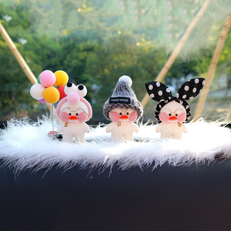 Trang trí taplo ô tô hình chú vịt dễ thương - Trang trí taplo xe hơi cao cấp