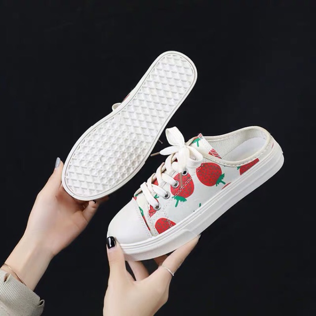 Giày sục quả dâu | BigBuy360 - bigbuy360.vn