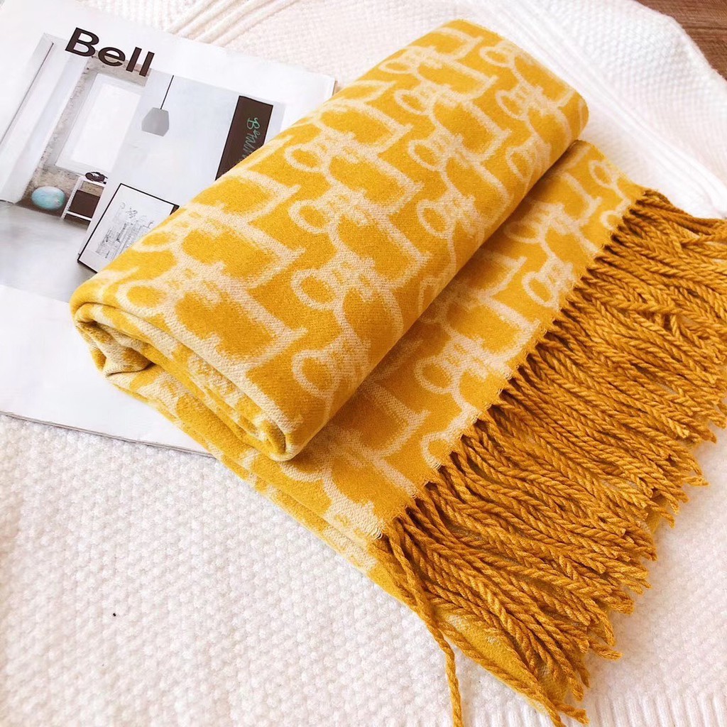 Khăn dạ lông cừu cao cấp hình chữ D