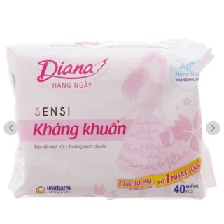 Băng vệ sinh hằng ngày Diana kháng khuẩn không cánh 40 miếng