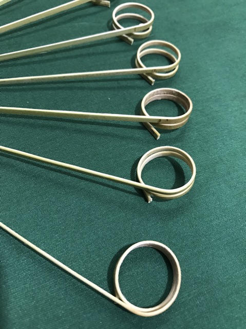 Xiên tre hình nhẫn