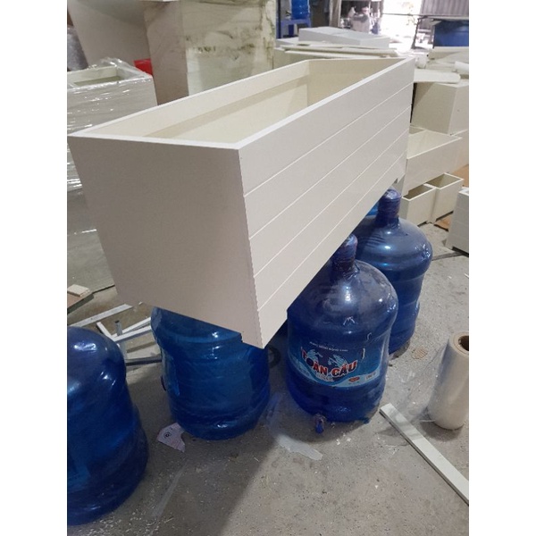 Chậu  80x30x30 composite cao cấp  chân liền màu trắng 0338073163  Lam Kinh Gadren