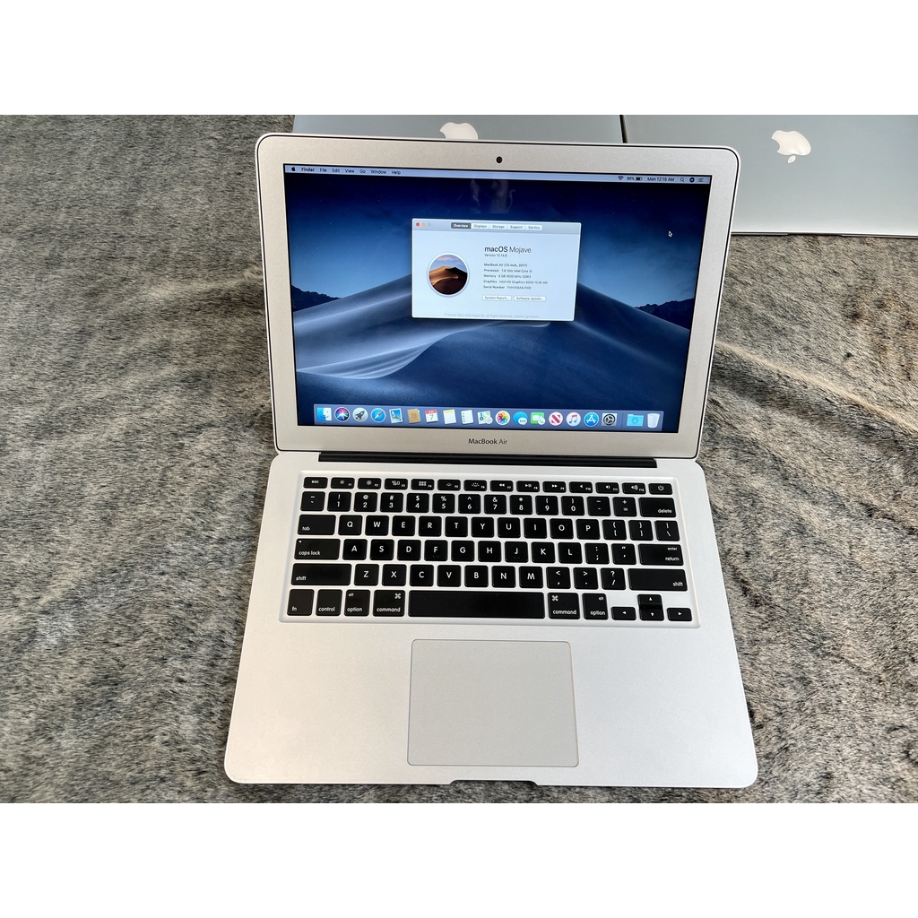 Máy tính Macbook Air (13 inch, 2017) Core i5 1.8GHz / RAM 8GB / SSD 128GB MQD32