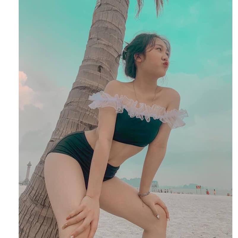 Bikini 2 mảnh đẹp dễ thương trễ vai bèo rúm trắng quần cạp cao xinh xắn | BigBuy360 - bigbuy360.vn