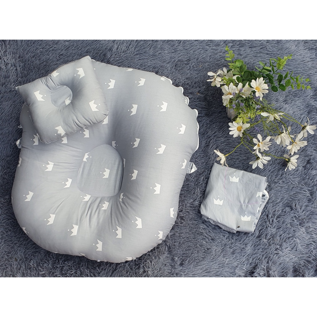 Gối chống trào ngược cho bé sơ sinh tặng kèm gối nhỏ Tutimommy