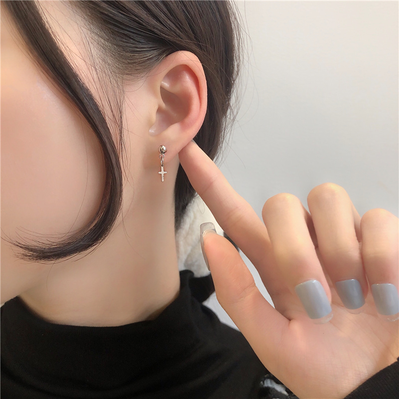 Hoa tai mặt hình thánh giá &amp; gấu đơn giản dễ thương