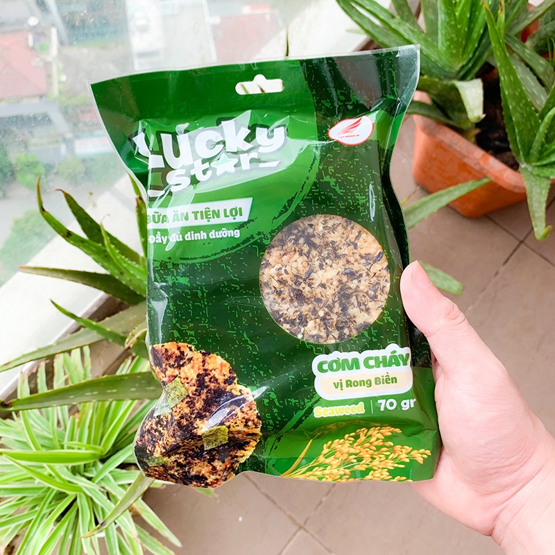 Cơm cháy rong biển Hàn Quốc Lucky Star 70g đậm vị giòn tan nhiều dinh dưỡng đồ ăn vặt ZonZon | BigBuy360 - bigbuy360.vn