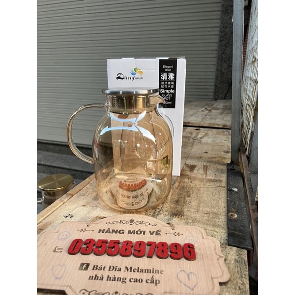 Bình đựng nước 2 lít thủy tinh chịu nhiệt cao trong suốt ánh vàng