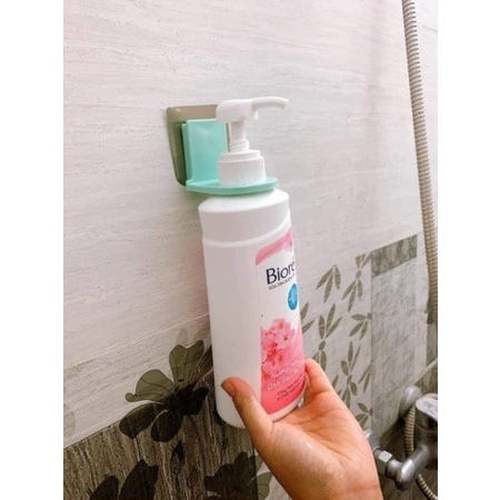 Móc Dán Tường Treo Chai Dầu Gội Đầu, Sữa Tắm, Nước Rửa Tay đa năng siêu chịu lực