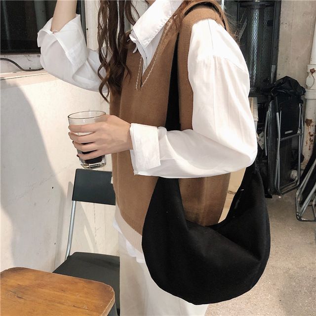 Túi Đeo Chéo CANVAS Basic Unisex (Đen/Be)