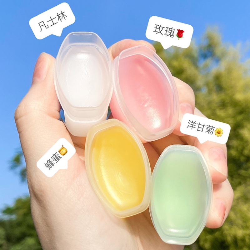 [Hàng mới về] Set 4 son dưỡng môi chống nếp nhăn không phai màu lâu trôi trong mùa đông