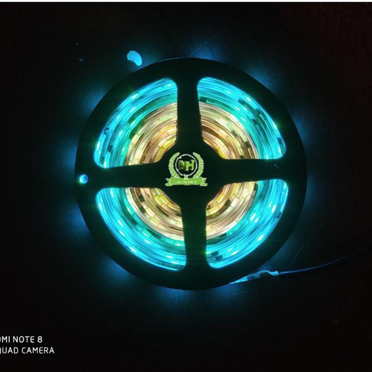 Cuộn 5M Led Nháy Đuổi 12VDC Không Cần Điều Khiển Có Keo Chống Nước Loại Tốt