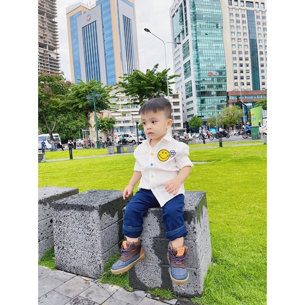 ÁO SƠ MI CHO BÉ, ÁO SƠ MI LINEN STICKER MẶT CƯỜI CHO BÉ TRAI SIZE TỪ 9KG ĐẾN 20KG