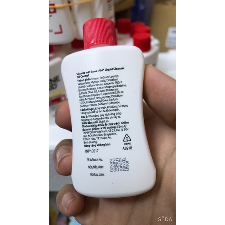 SỮA RỬA MẶT GIẢM MỤN VÀ DA DẦU NHẠY CẢM ACNE-AID LIQUID CLEANSER 30ml