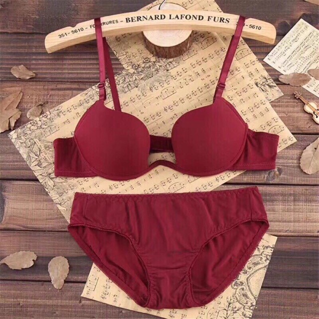 Bộ đồ lót sang chảnh mút mỏng