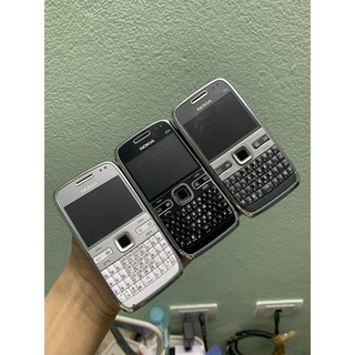 Điện thoại Nokia e72 nguyên zin all, vỏ zin. Máy sưu tầm. Có wifi 3g