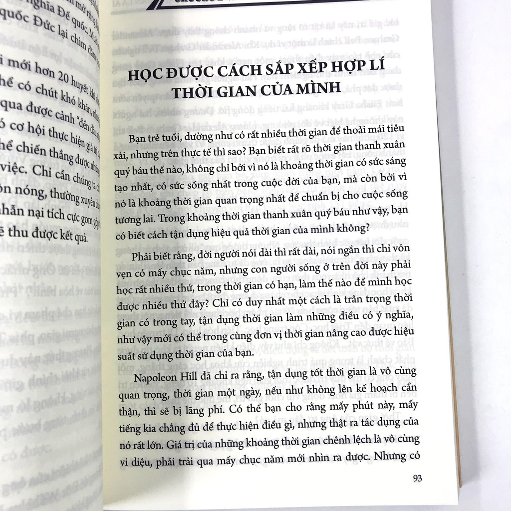 Sách - 20 - 30 Tuổi: Mười Năm Vàng Quyết Định Bạn Là Ai Tặng Kèm Bookmark