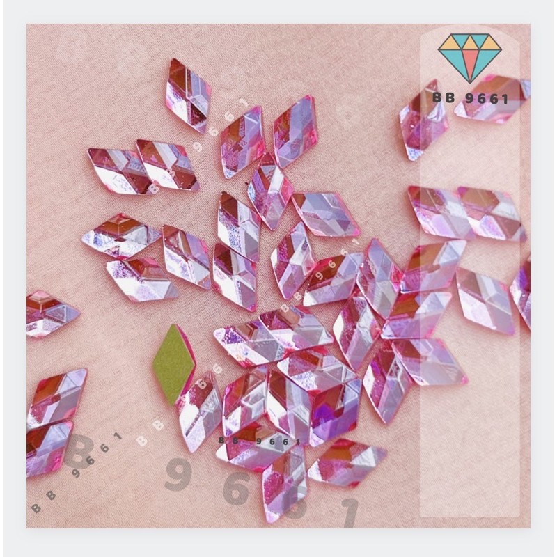 Trang trí móng nail