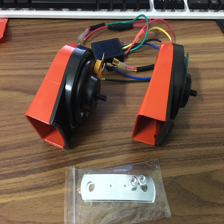 Còi ngân 8 tiếng JACC chạy điện bình 12V tặng kèm công tắc