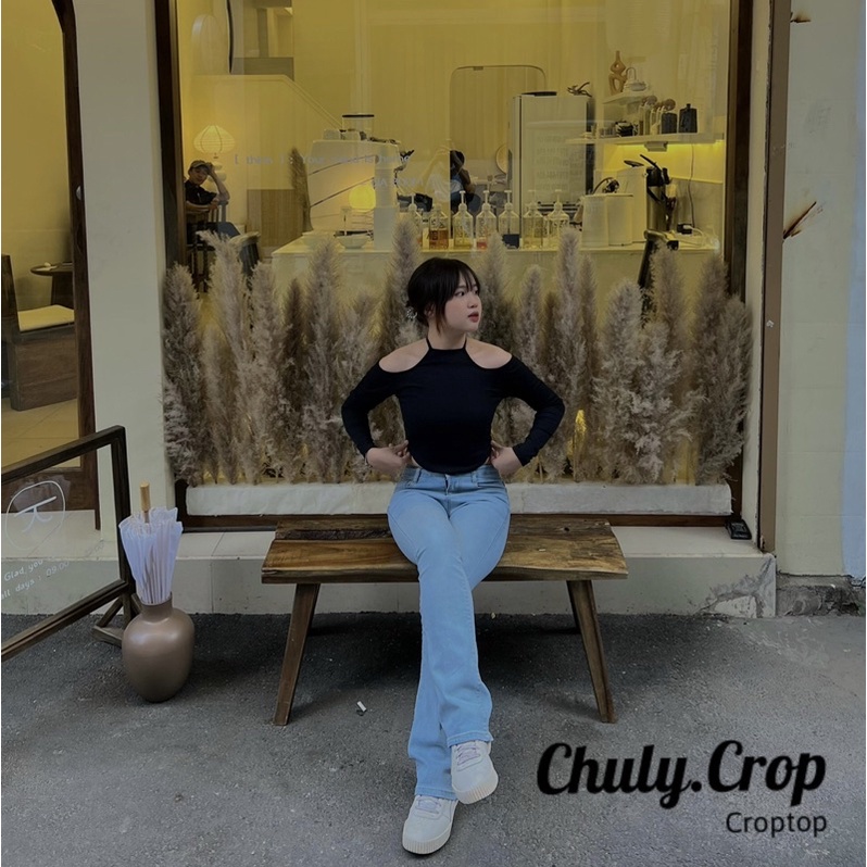 Áo croptop tay dài cổ yếm bẹt vai khoe xương quai xanh siêu hot hit | BigBuy360 - bigbuy360.vn