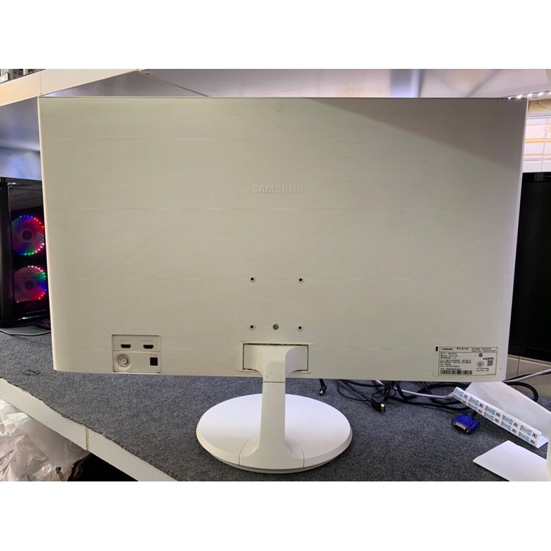 LCD SAMSUNG 32in ưide led Ips siêu đẹp