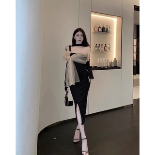 Đầm body xẻ tà tay dài