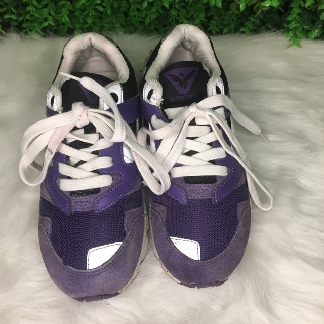 SIZE:37_Giày thể thao hiệu 2hand