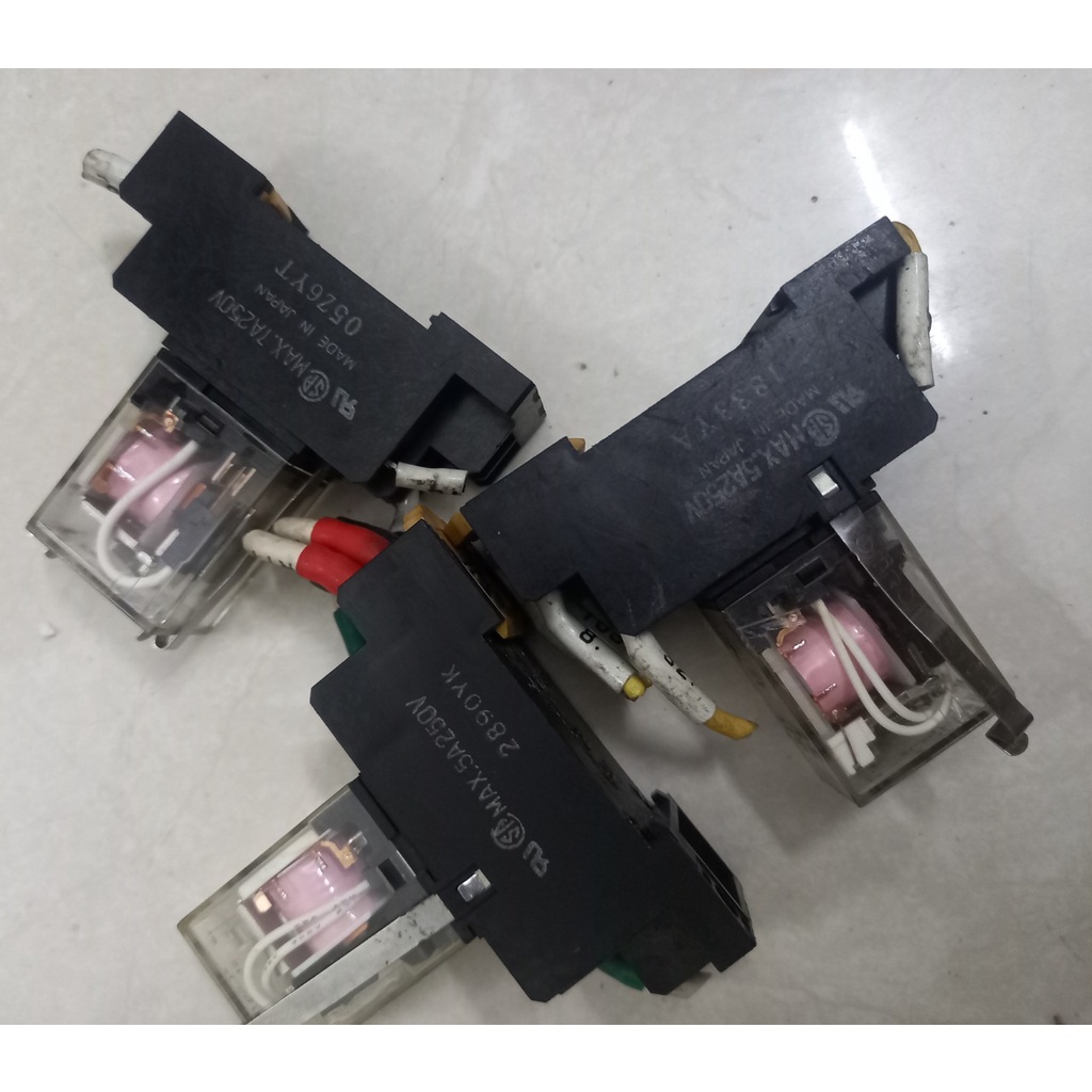 ROLE TRUNG GIAN NHẬT BẢN COIL 220VAC