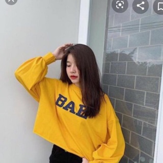 Áo croptop tay dài BAE vàng