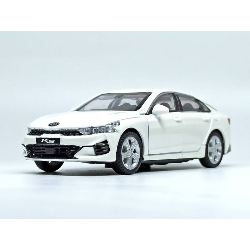 Mô hình xe Kia K5 2021